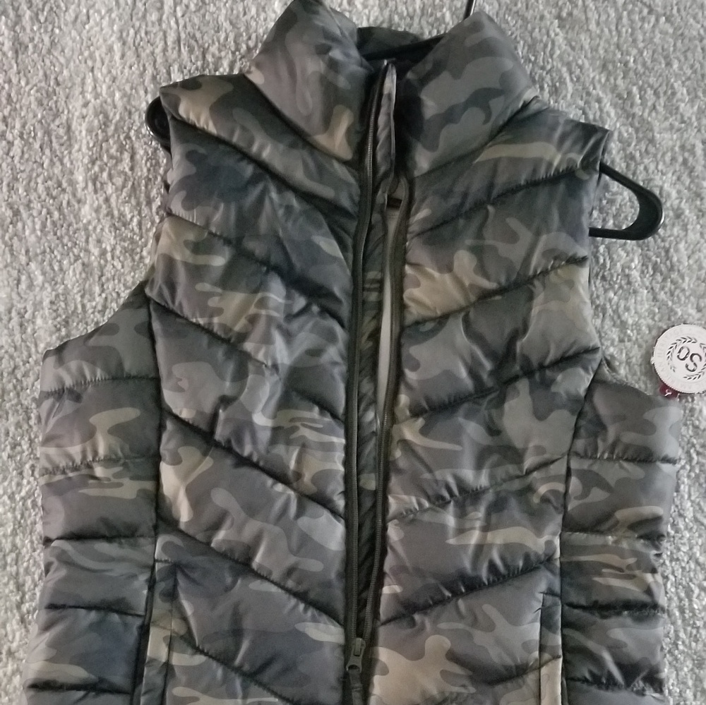 Puffer vest